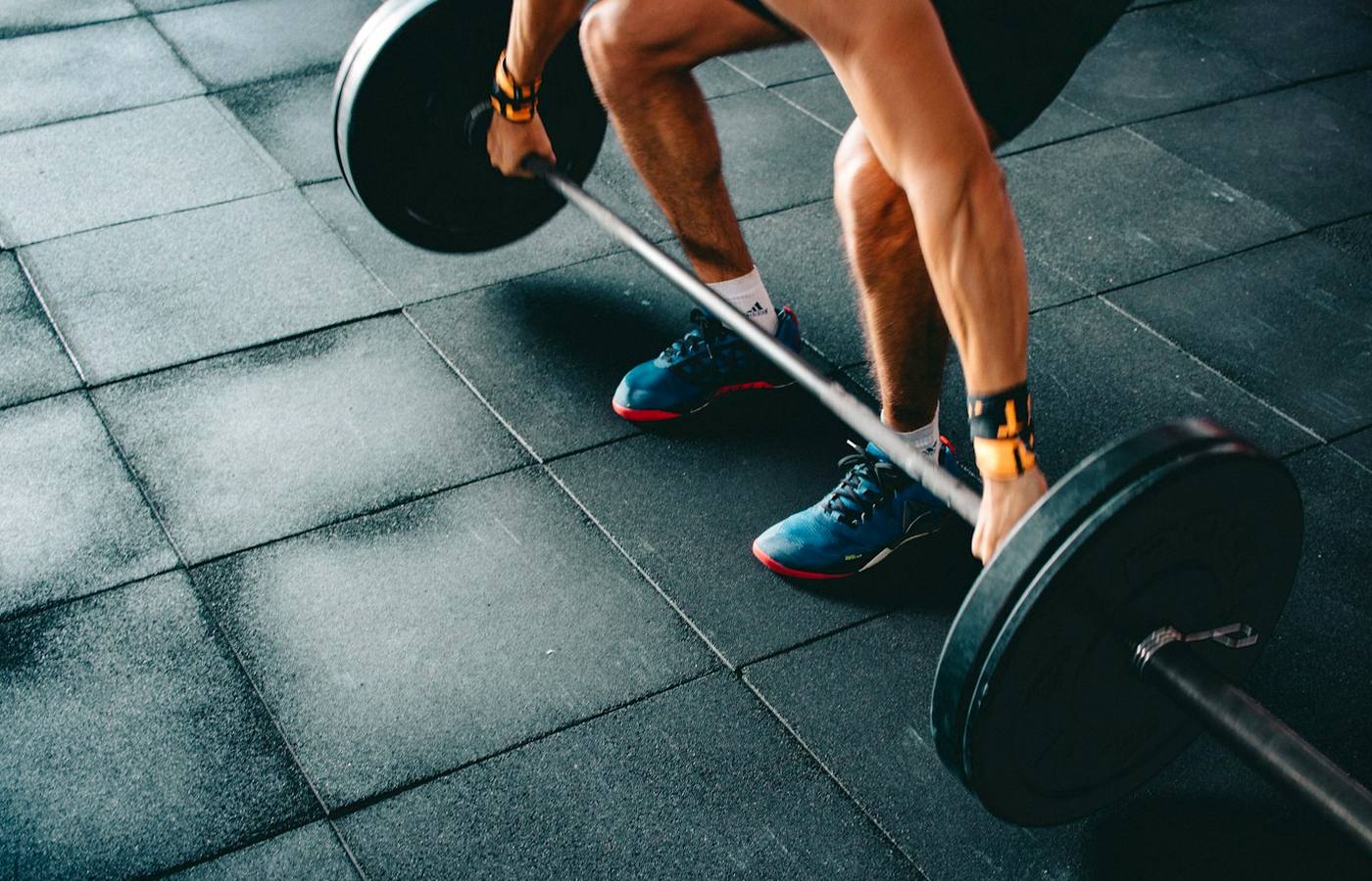 Skupinové cvičení ve fitness sále